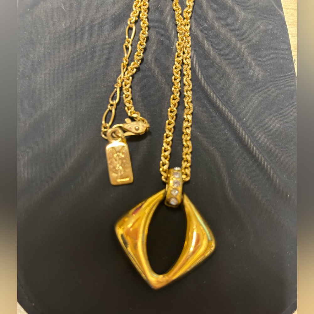 Yves Saint Laurent Vintage Gold Geometric Pendant Necklace - Picture 4 of 8